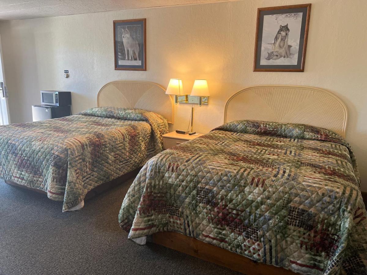 Gray Wolf Lodge Manistique Eksteriør billede